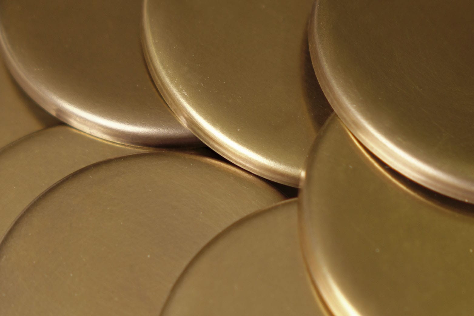 ANTIQUE BRASS - Image 2