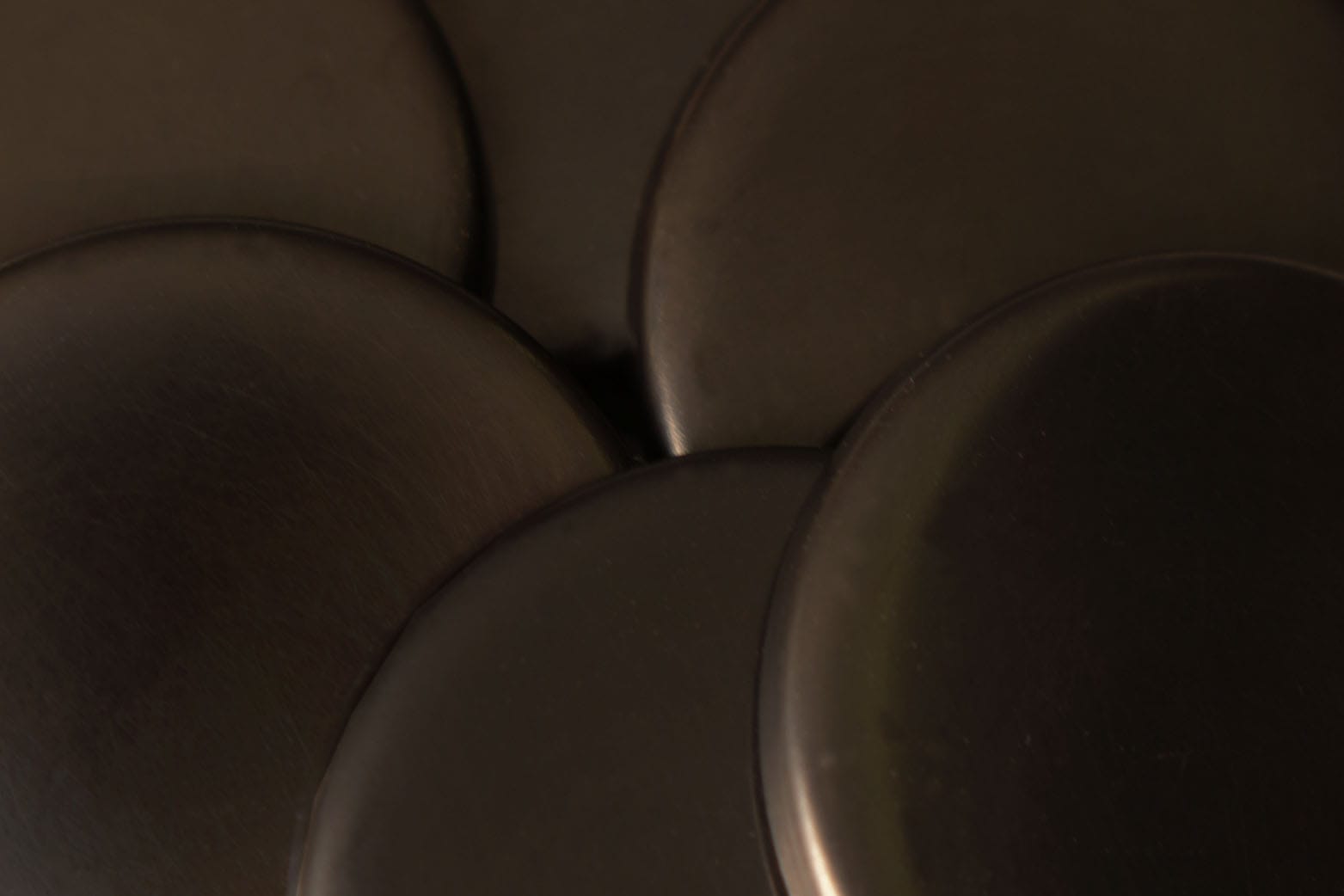 IRON BRONZE - Image 2