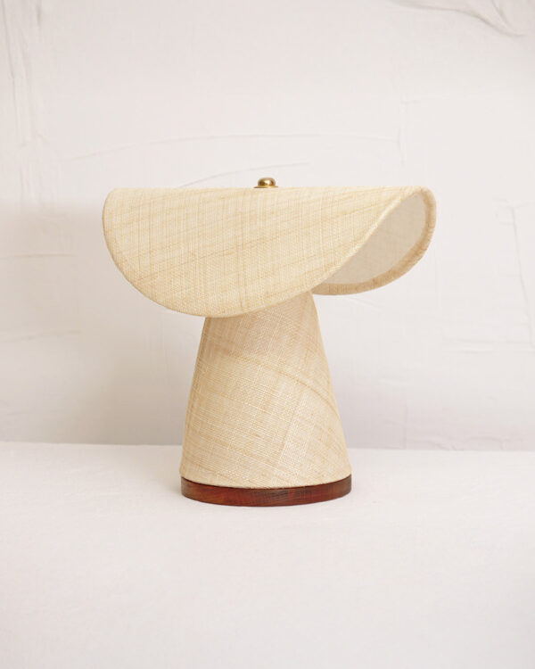 CHAPELLE TABLE LIGHT