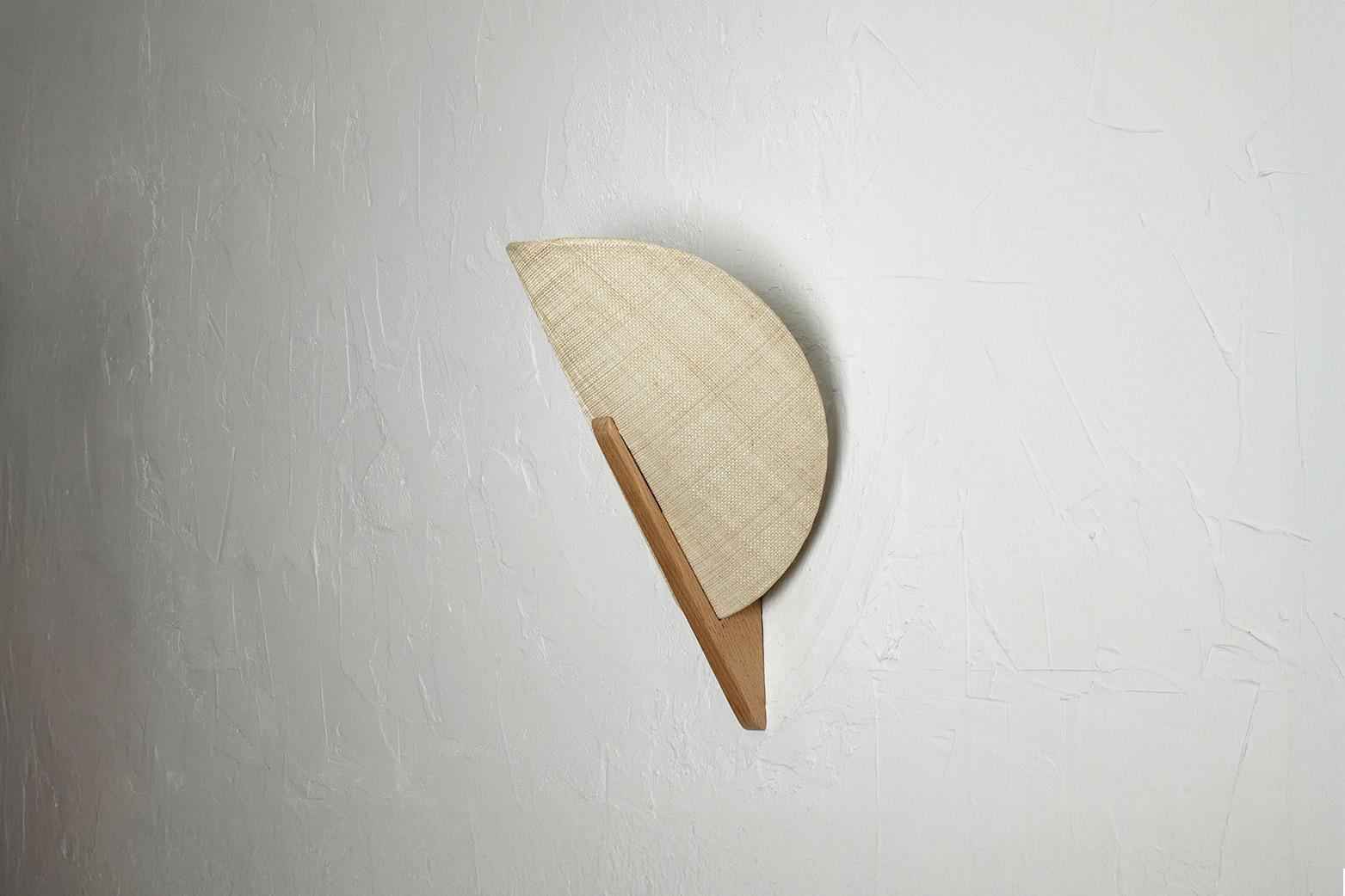 MAKAI WALL LIGHT