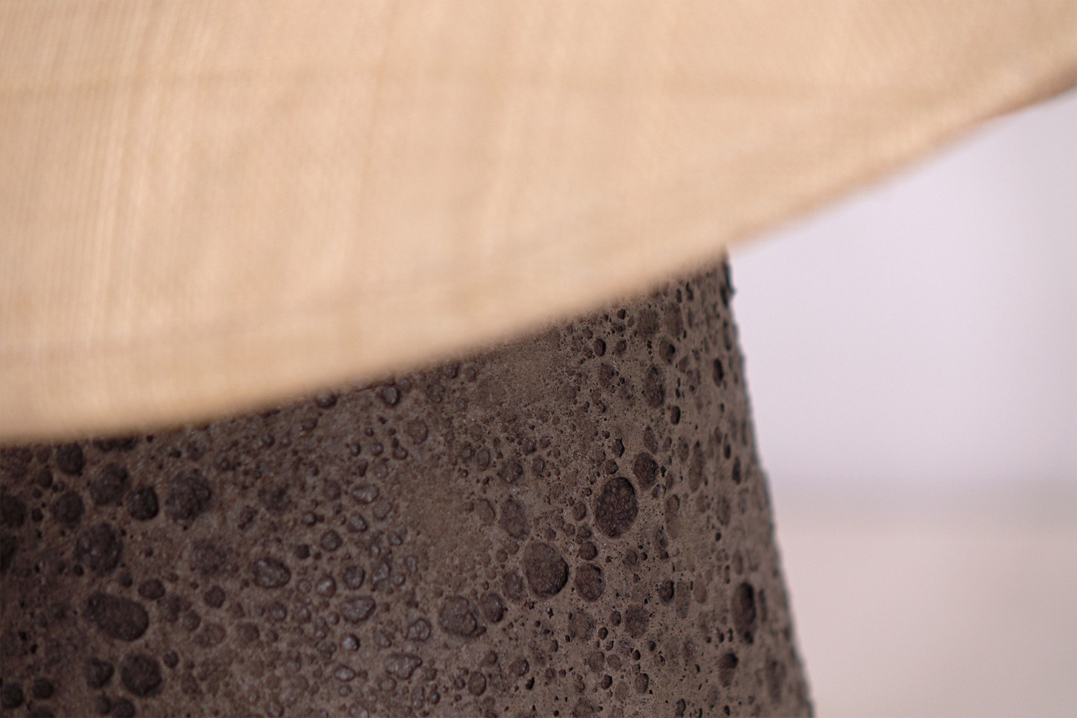 RONCHAMP TABLE LIGHT - Image 4