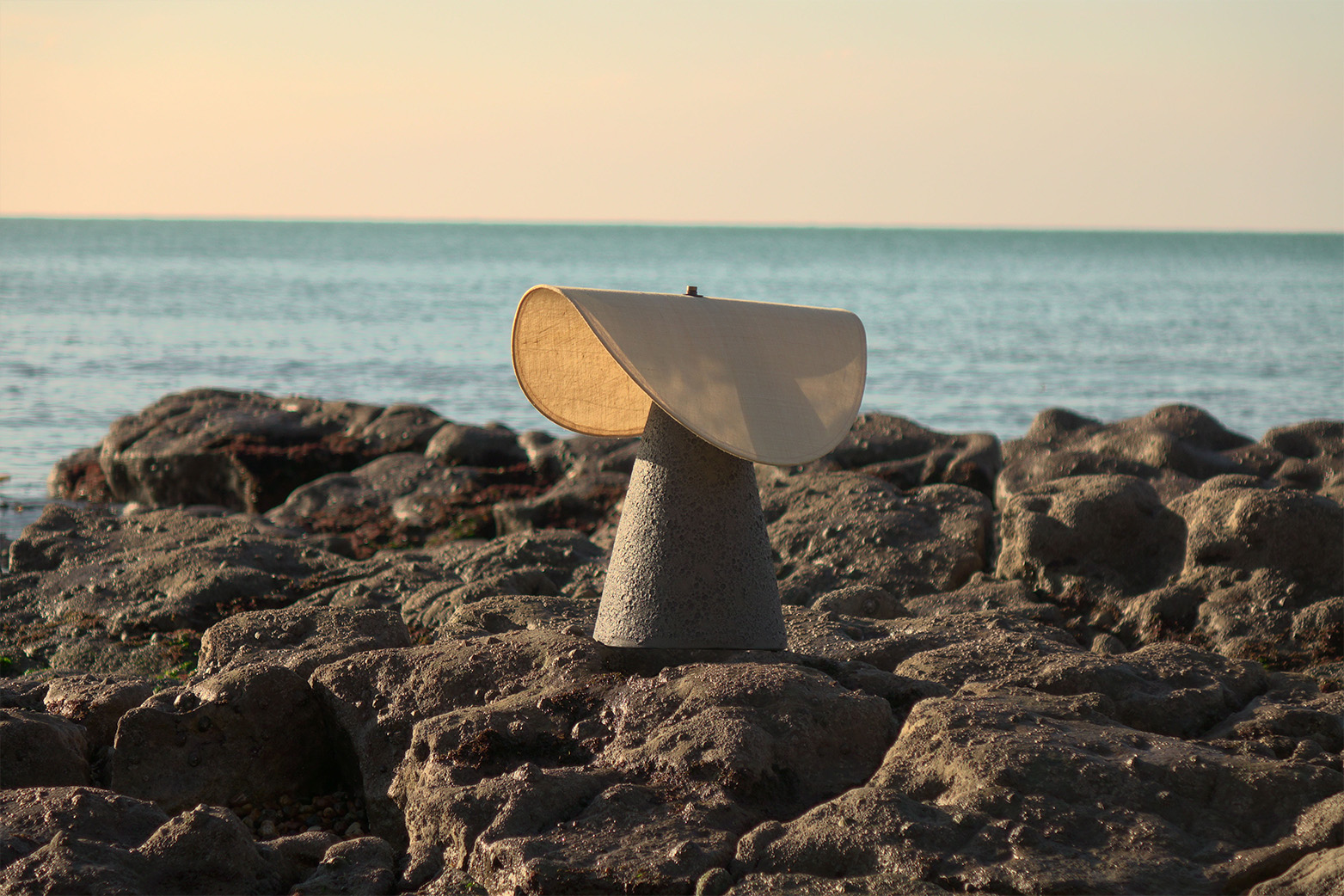 RONCHAMP TABLE LIGHT - Image 3